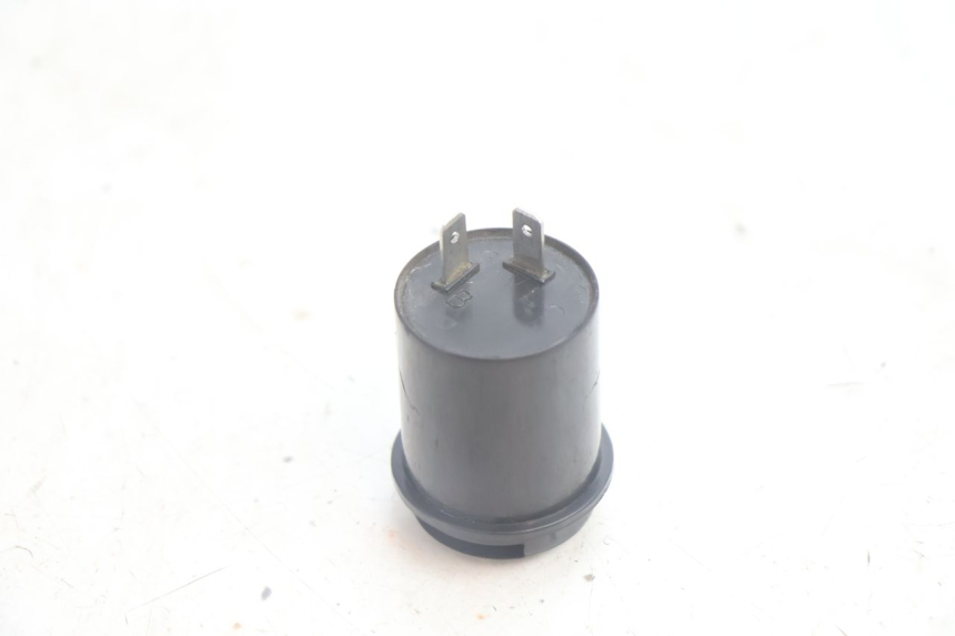 photo de CENTRALE CLIGNOTANTE PEUGEOT KISBEE 4T 50 (2018 - 2022) - Autre angle de vue