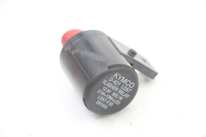 photo de CENTRALE CLIGNOTANTE KYMCO DINK STREET 125 (2009 - 2014) - Vue principale