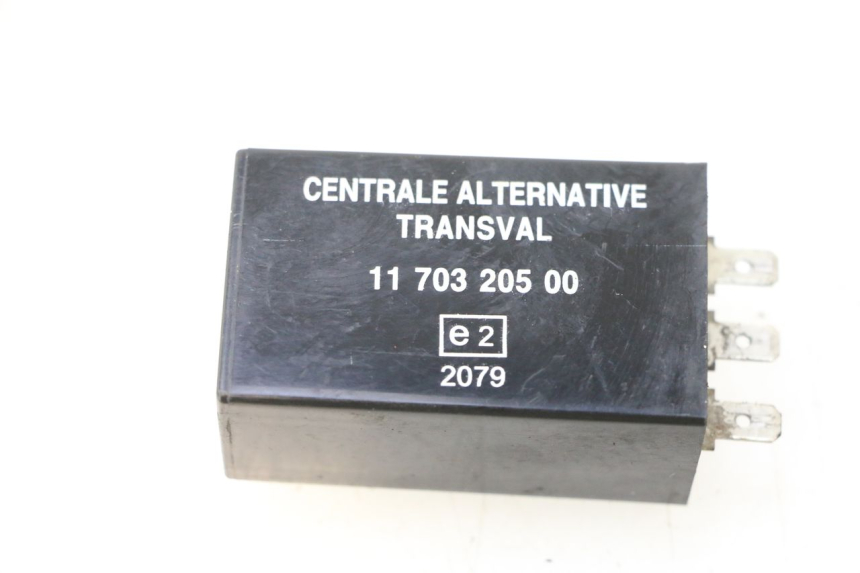 photo de CENTRALE CLIGNOTANTE PEUGEOT LUDIX ONE 50 (2004 - 2006) - Vue principale