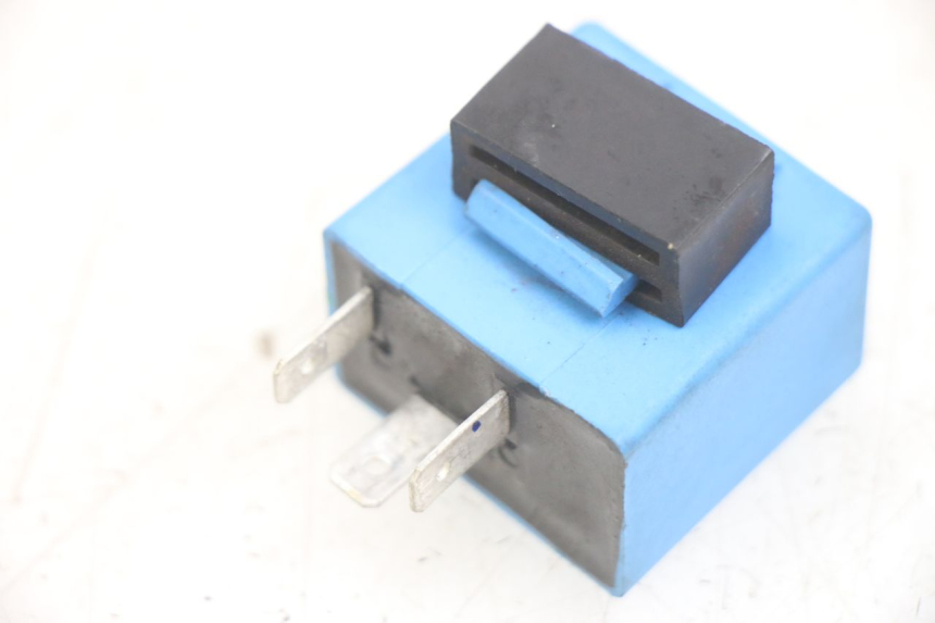 photo de CENTRALE CLIGNOTANTE PIAGGIO MEDLEY 125 (2016 - 2023) - Détail de la pièce