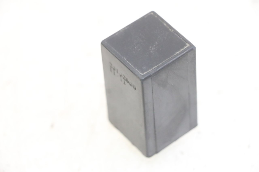 photo de CENTRALE CLIGNOTANTE PIAGGIO MP3 LT 300 (2010 - 2016) - Autre angle de vue