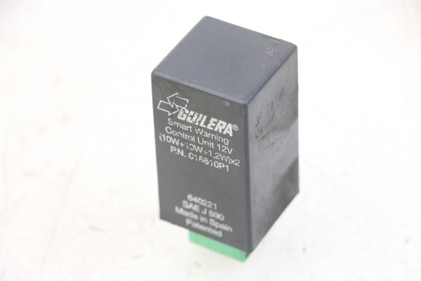 photo de CENTRALE CLIGNOTANTE PIAGGIO MP3 LT 400 (2007 - 2012) - Détail de la pièce