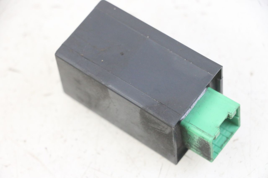 photo de CENTRALE CLIGNOTANTE PIAGGIO MP3 LT 400 (2007 - 2012) - Autre angle de vue