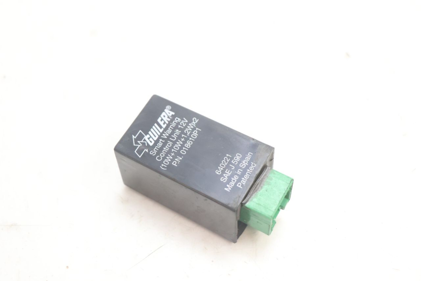 photo de CENTRALE CLIGNOTANTE PIAGGIO MP3 LT 300 (2010 - 2016) - Vue principale