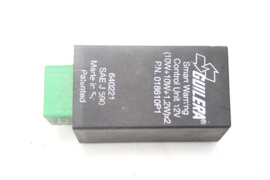 photo de CENTRALE CLIGNOTANTE PIAGGIO MP3 500 (2014 - 2017) - Vue principale