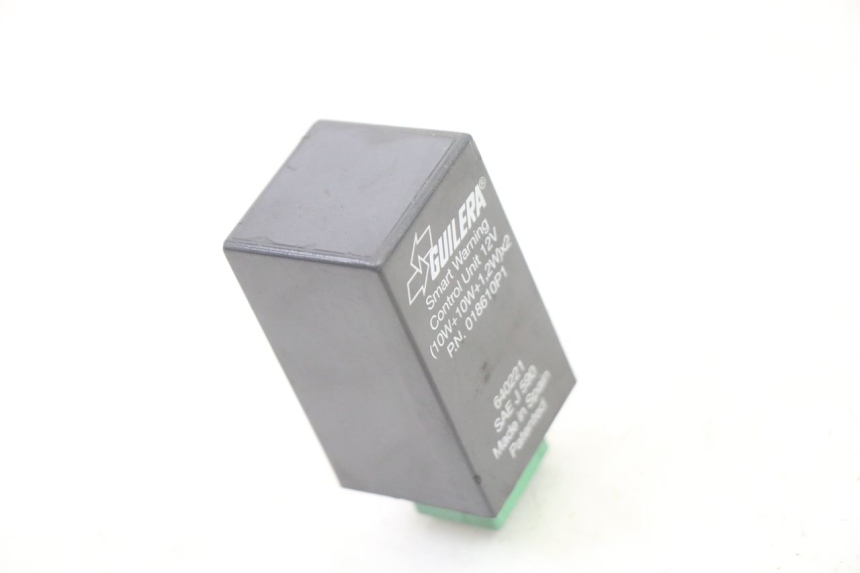 photo de CENTRALE CLIGNOTANTE PIAGGIO MP3 500 (2011 - 2015) - Zoom état d’usage