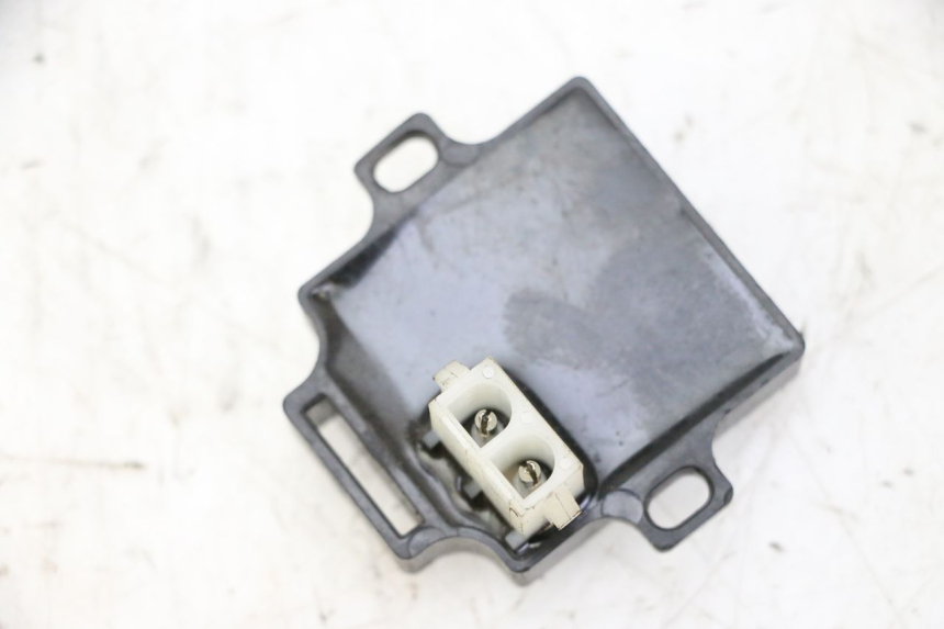 photo de CENTRALE CLIGNOTANTE RIEJU MRT 50 (2018 - 2021) - Zoom état d’usage