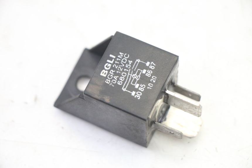 photo de CENTRALE CLIGNOTANTE PIAGGIO NEW TYPHOON 50 (2018 - 2021) - Détail de la pièce