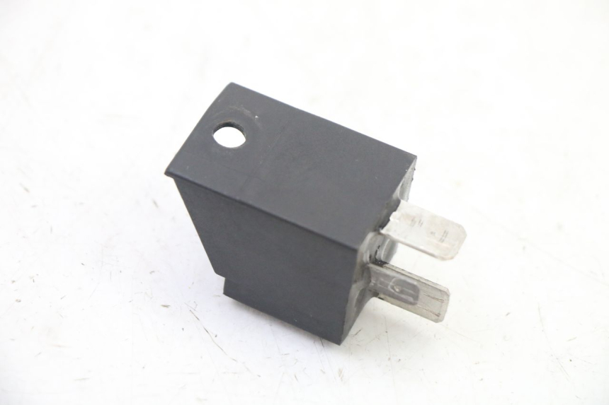 photo de CENTRALE CLIGNOTANTE PIAGGIO NEW TYPHOON 50 (2018 - 2021) - Zoom état d’usage