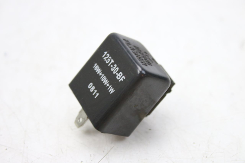 photo de CENTRALE CLIGNOTANTE KEEWAY OUTLOOK 125 (2007 - 2013) - Vue d’ensemble