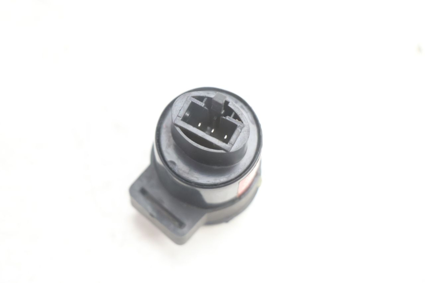 photo de CENTRALE CLIGNOTANTE RAZZO QTR 50 (2011 - 2018) - Autre angle de vue