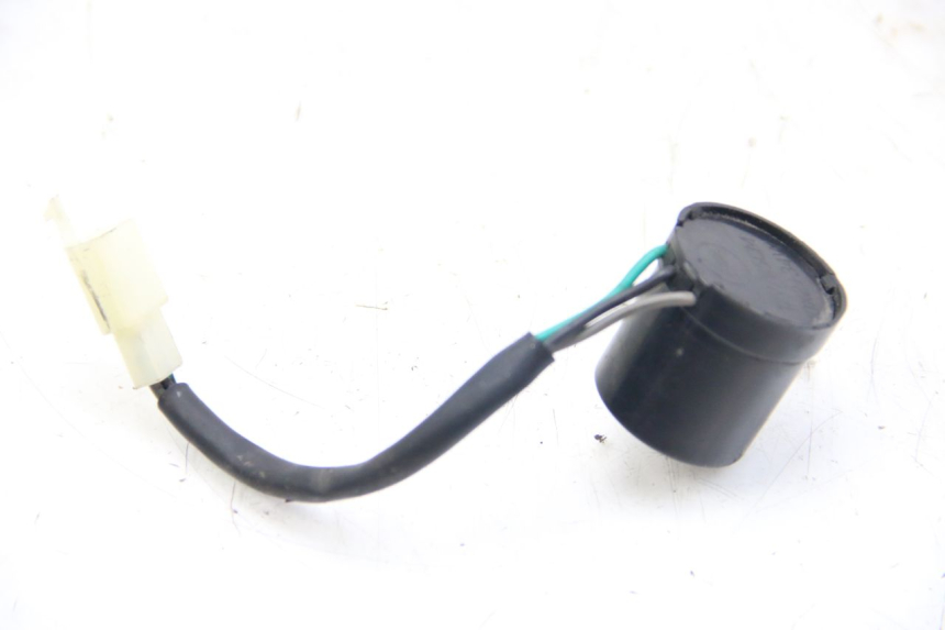 photo de CENTRALE CLIGNOTANTE JM MOTORS SANTANA 50 (2014 - 2023) - Détail de la pièce