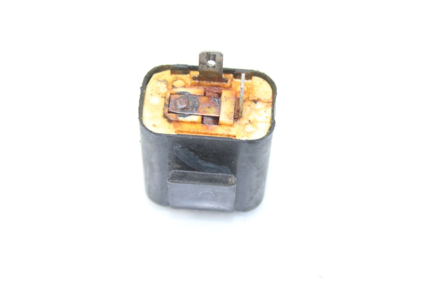 photo de CENTRALE CLIGNOTANTE YAMAHA SLIDER NAKED 50 (2004 - 2018) - Autre angle de vue