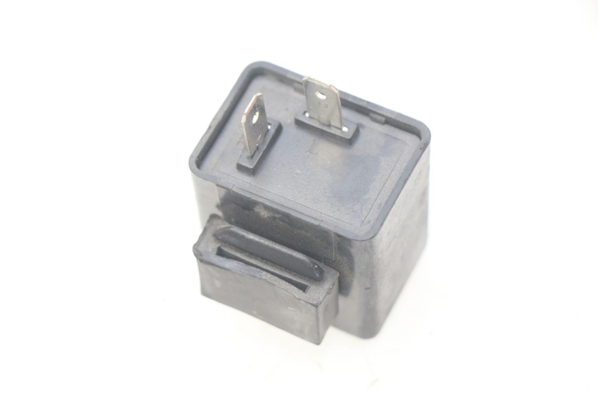 photo de CENTRALE CLIGNOTANTE YAMAHA SLIDER NAKED 50 (2004 - 2018) - Détail de la pièce