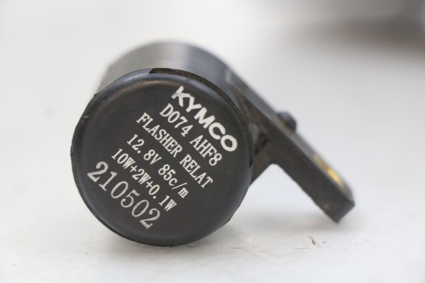 photo de CENTRALE CLIGNOTANTE KYMCO SUPER 8 4T 50 (2021 - 2024) - Zoom état d’usage