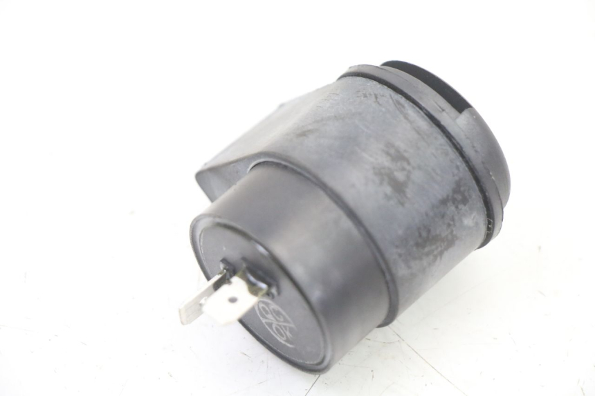 photo de CENTRALE CLIGNOTANTE SYM ORBIT 2 4T 50 (2008 - 2017) - Détail de la pièce