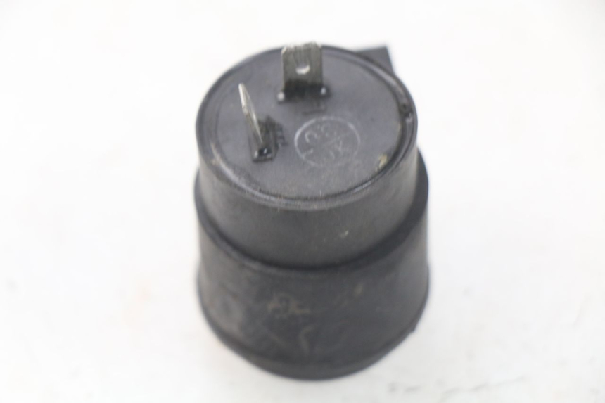 photo de CENTRALE CLIGNOTANTE SYM SYMPHONY 50 (2009 - 2015) - Détail de la pièce