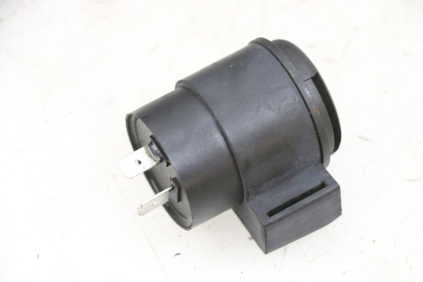 photo de CENTRALE CLIGNOTANTE PEUGEOT TWEET PRO EFI 4T 50 (2021 - 2022) - Zoom état d’usage