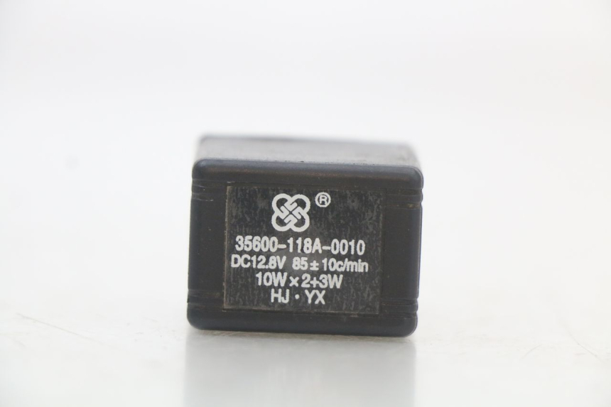 photo de Flasher relay BEELINE VELOCE 4T 50 (2011 - 2020) - Détail de la pièce