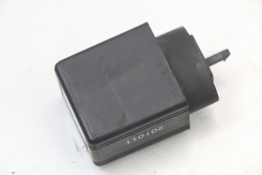 photo de Flasher relay BEELINE VELOCE 4T 50 (2011 - 2020) - Zoom état d’usage