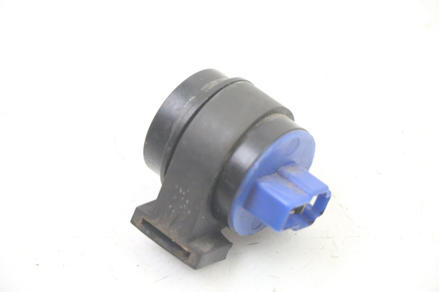 photo de CENTRALE CLIGNOTANTE YAMAHA WHY 50 (1998 - 2000) - Détail de la pièce