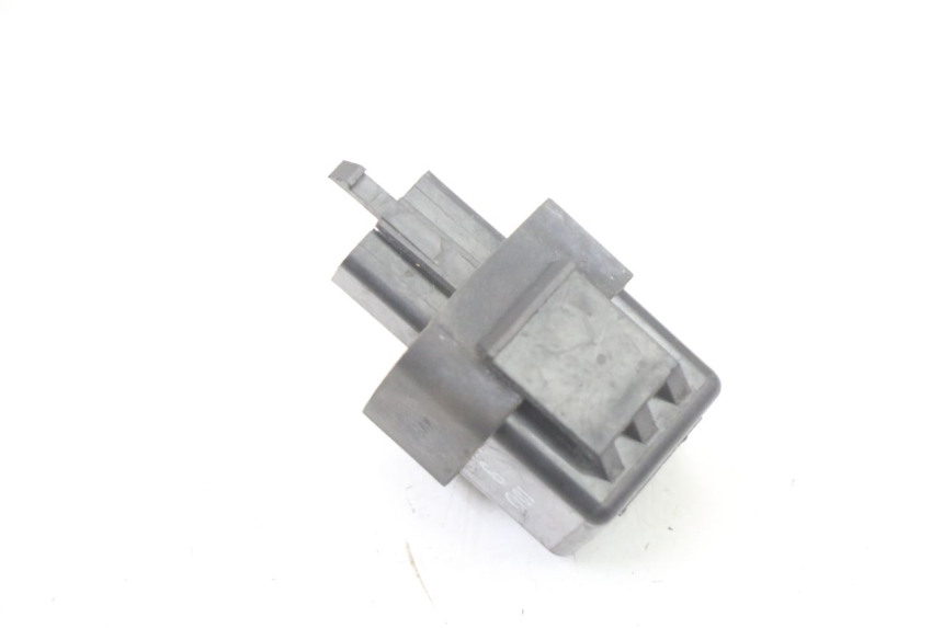 photo de CENTRALE CLIGNOTANTE YAMAHA FZS FAZER 600 (2001 - 2003) - Zoom état d’usage