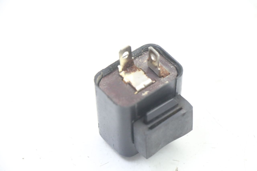 photo de CENTRALE CLIGNOTANTE YAMAHA TZR 50 (2008 - 2016) - Zoom état d’usage