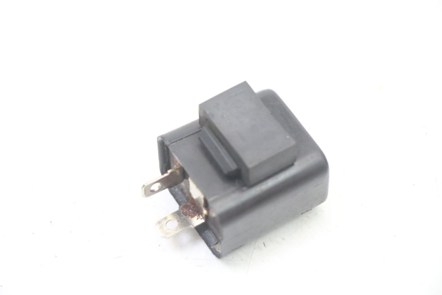 photo de CENTRALE CLIGNOTANTE YAMAHA TZR 50 (2008 - 2016) - Autre angle de vue