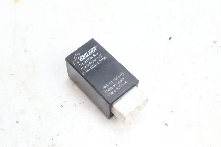 photo de CENTRALE CLIGNOTANTE YAMAHA YP MAJESTY 125 (2007 - 2010) - Vue principale