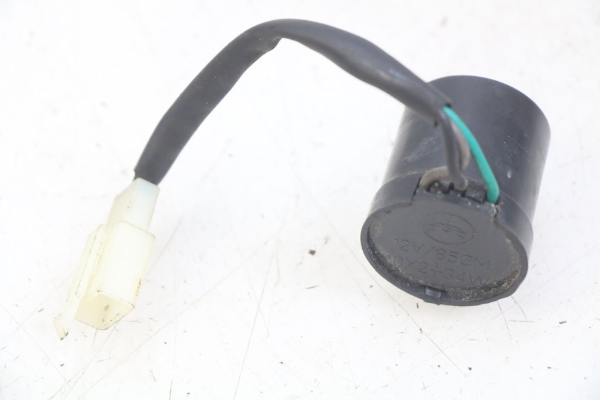 photo de CENTRALE CLIGNOTANTE UNIVERSAL BIKE ZN50QT-11B 50 (2018 - 2021) - Détail de la pièce