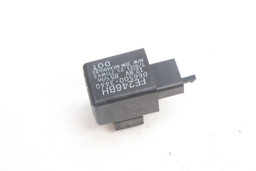 photo de CENTRALE CLIGNOTANTE KAWASAKI ZX-6R ZX6R 600 (1995 - 1997) - Détail de la pièce