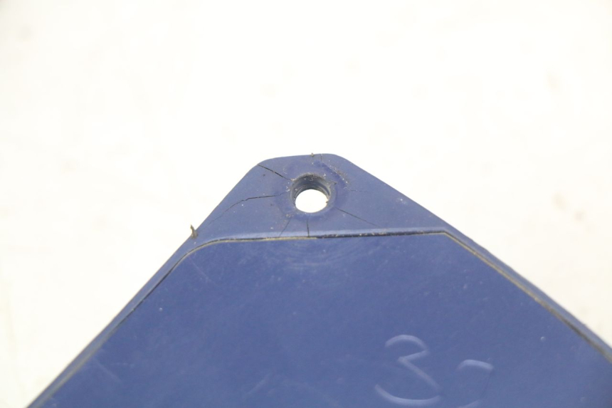 photo de CHARGEUR BATTERIE PEUGEOT E-VIVACITY 1 (2012 - 2018) - Autre angle de vue