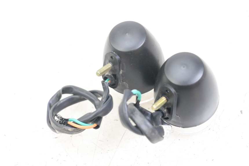 photo de CLIGNOTANT ARRIERE KYMCO AGILITY 4T 50 (2018 - 2022) - Zoom état d’usage