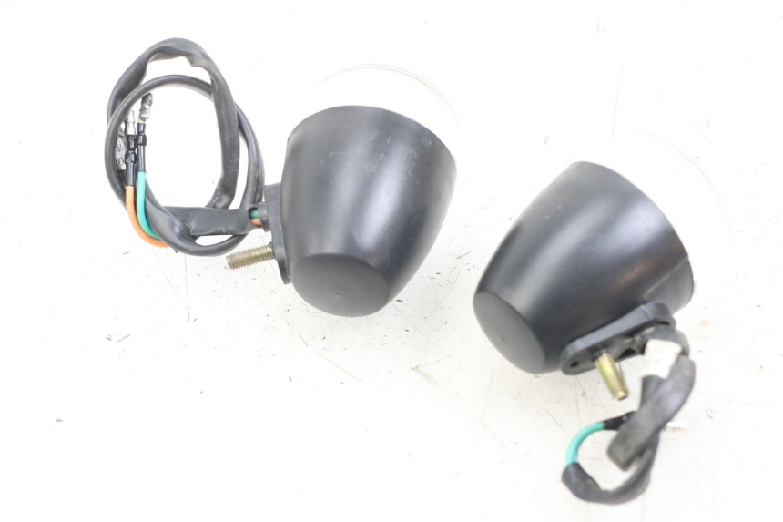 photo de CLIGNOTANT ARRIERE KYMCO AGILITY 4T 50 (2018 - 2022) - Autre angle de vue