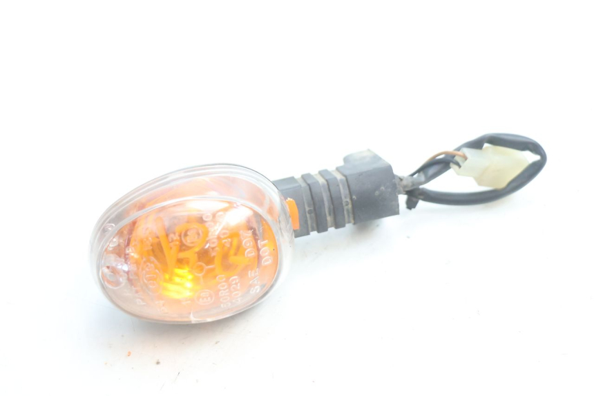 photo de CLIGNOTANT ARRIERE MBK BOOSTER SPIRIT 50 (2004 - 2017) - Zoom état d’usage