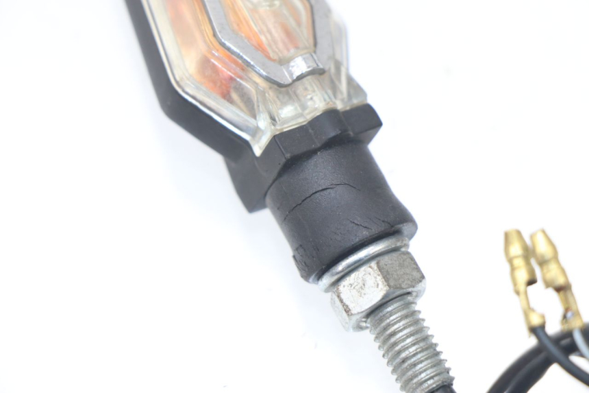 photo de CLIGNOTANT ARRIERE HONDA CBF 500 (2004 - 2007) - Zoom état d’usage