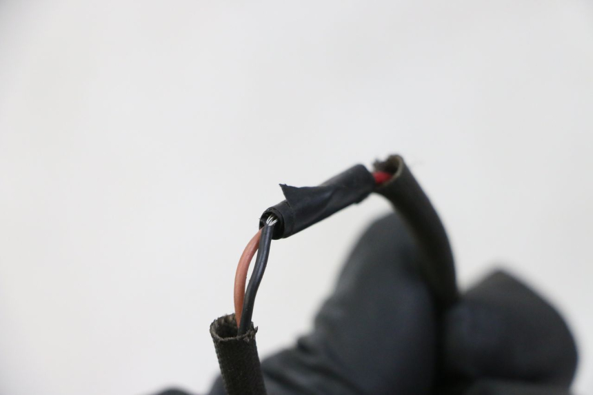 photo de CLIGNOTANT ARRIERE DERBI SENDA SM DRD X-TREME 50 (2011 - 2017) - Autre angle de vue