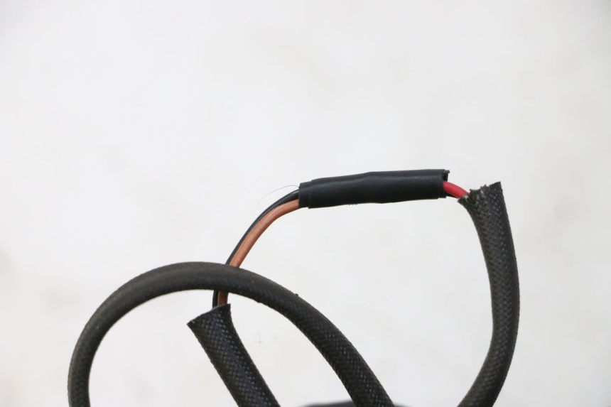 photo de CLIGNOTANT ARRIERE DERBI SENDA SM DRD X-TREME 50 (2011 - 2017) - Vue d’ensemble