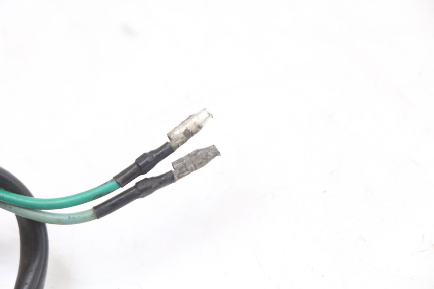 photo de CLIGNOTANT ARRIERE DROIT KYMCO AGILITY FR 2T 50 (2012 - 2017) - Gros plan technique