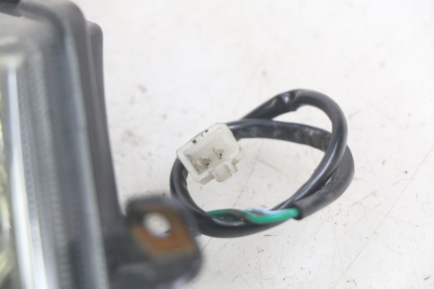 photo de CLIGNOTANT ARRIERE DROIT NECO ALEXONE 125 (2017 - 2024) - Autre angle de vue