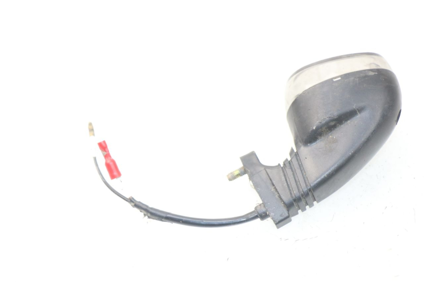 photo de CLIGNOTANT ARRIERE DROIT PGO BIG MAX 50 (2001 - 2009) - Autre angle de vue