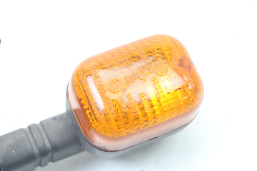 photo de CLIGNOTANT ARRIERE DROIT BMW C1 125 (2000 - 2003) - Zoom état d’usage