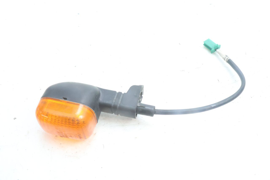 photo de CLIGNOTANT ARRIERE DROIT YAMAHA BW'S BWS 125 (2010 - 2013) - Autre angle de vue