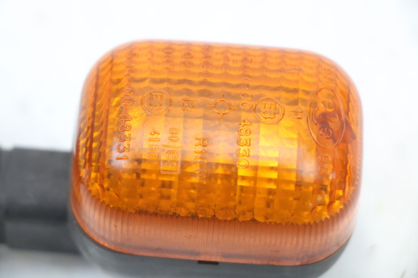 photo de CLIGNOTANT ARRIERE DROIT BMW C1 125 (2000 - 2003) - Zoom état d’usage