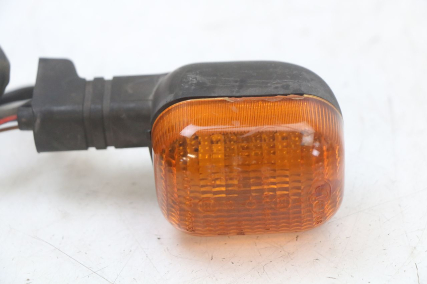 photo de CLIGNOTANT ARRIERE DROIT BMW C1 125 (2000 - 2003) - Zoom état d’usage