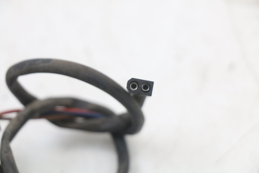 photo de CLIGNOTANT ARRIERE DROIT BMW C1 125 (2000 - 2003) - État de surface