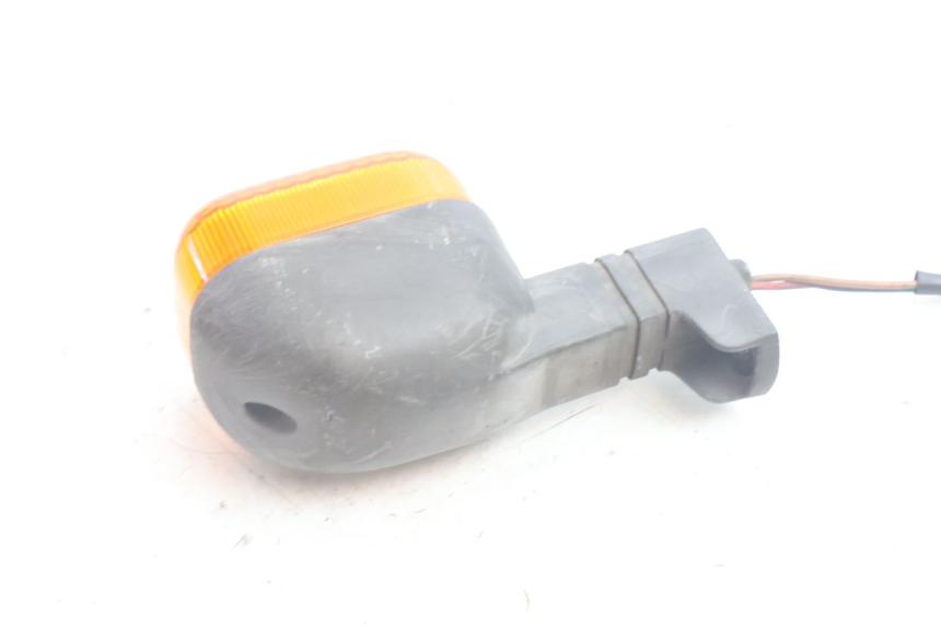 photo de CLIGNOTANT ARRIERE DROIT BMW C1 125 (2000 - 2003) - Autre angle de vue