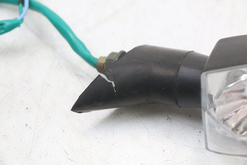 photo de CLIGNOTANT ARRIERE DROIT SYM CROX 4T 50 (2016 - 2023) - Autre angle de vue