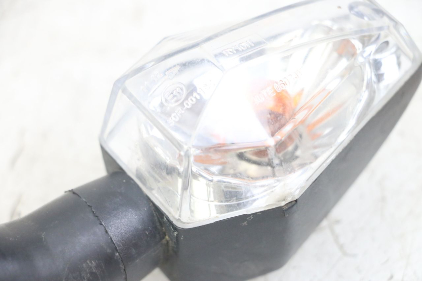 photo de CLIGNOTANT ARRIERE DROIT SYM CROX 4T 50 (2016 - 2023) - Autre angle de vue