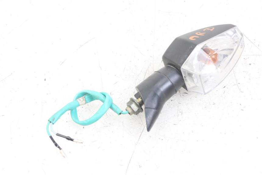 photo de CLIGNOTANT ARRIERE DROIT SYM CROX 4T 50 (2016 - 2023) - Points de fixation